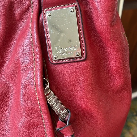Tignanello Genuine leather Red shoulder bag purse excellent preowned condition - Picture 4 of 11
